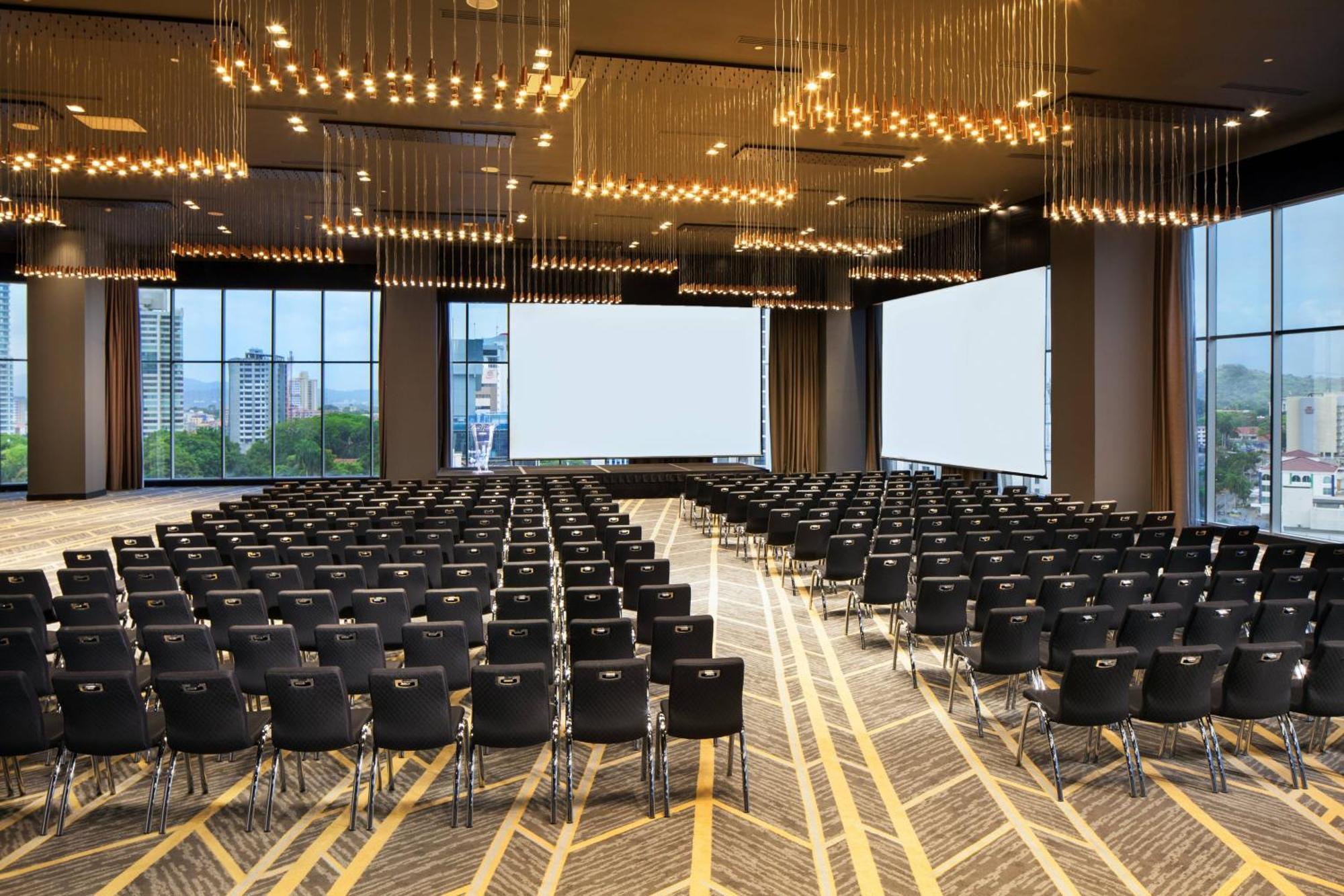 W 5* Ciudad de Panamá
